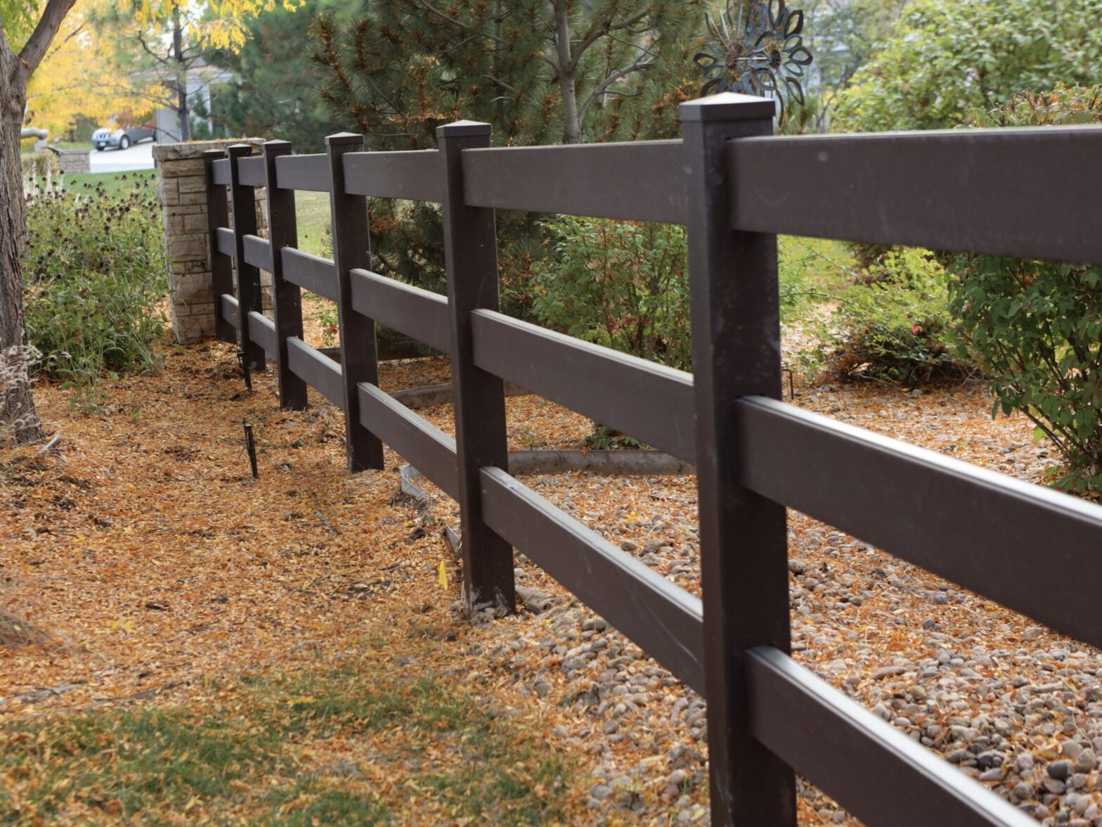 Photo of a Trex composite fence