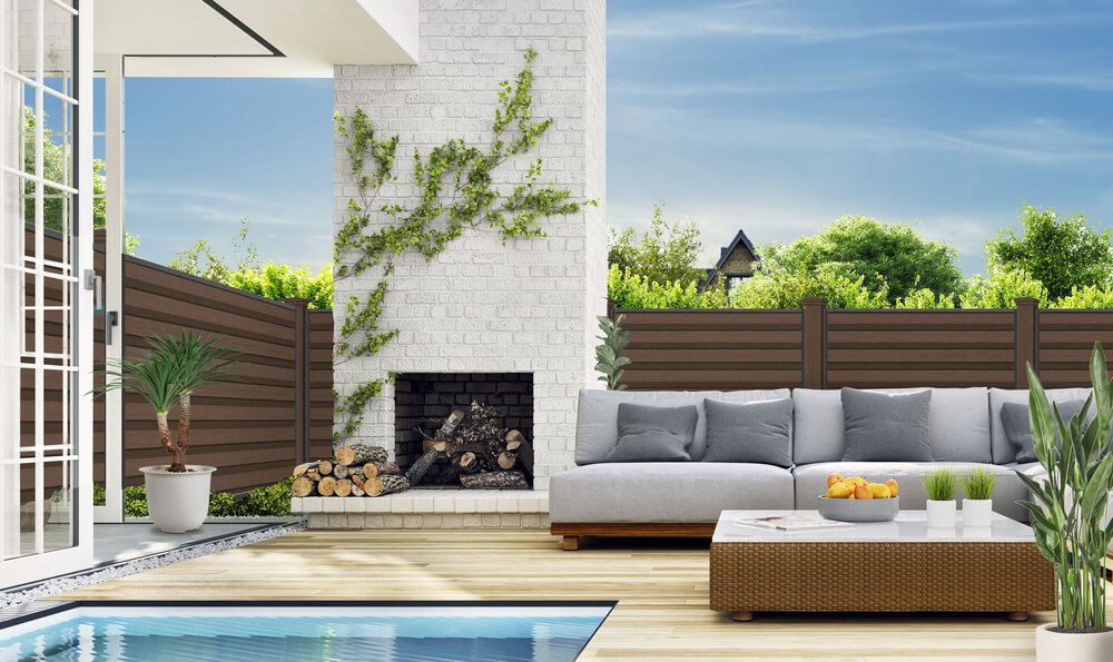 Woodland Brown Trex Luxury Fence