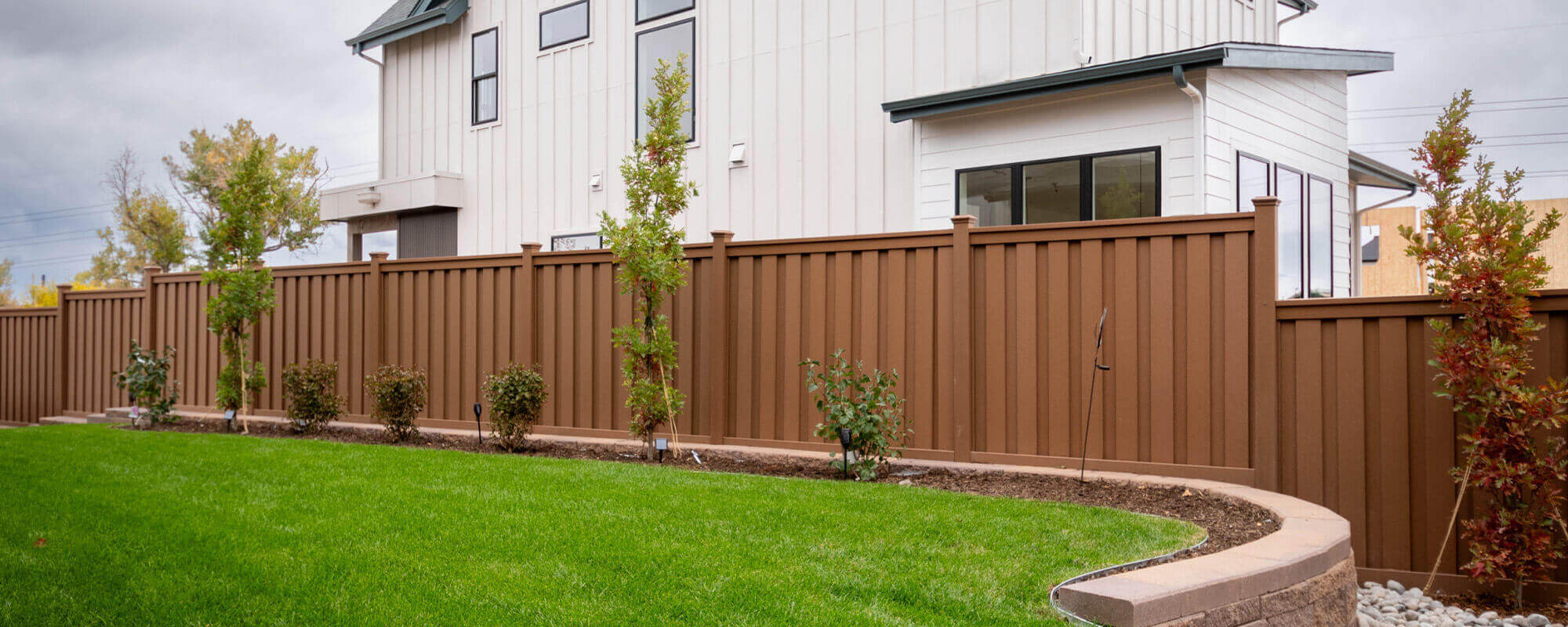 Beautiful Trex composite fence