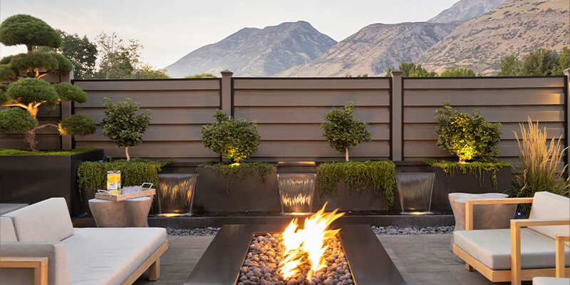 Horizontal Trex composite fence 